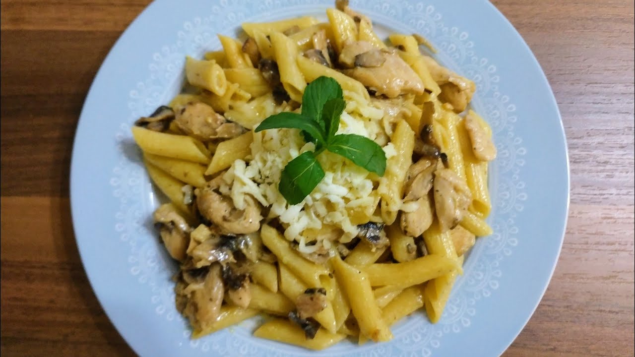 Kremalı Mantarlı Penne