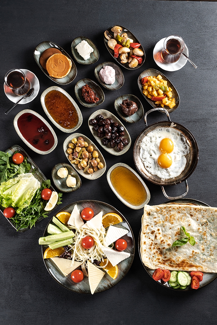 Serpme kahvaltı (2 kişilik )